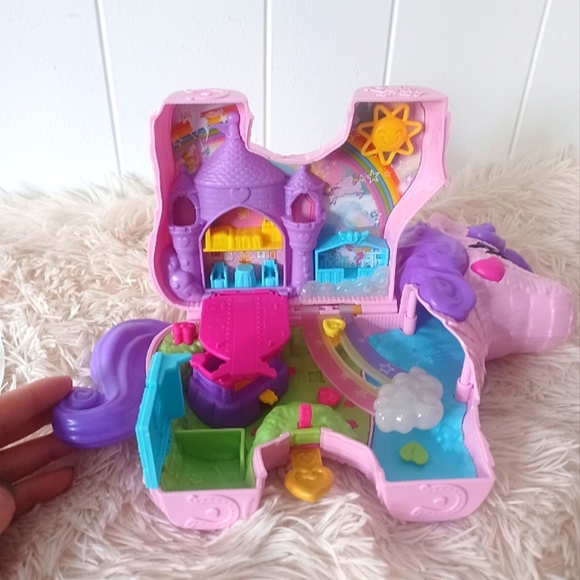 Polly Pocket Pinata Unicorn Party Set - Picture 3 of 8